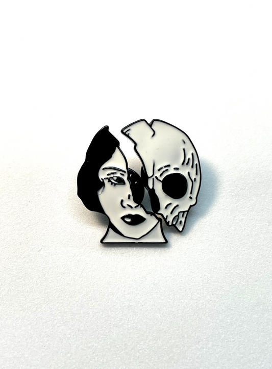 Pin doble mujer calavera