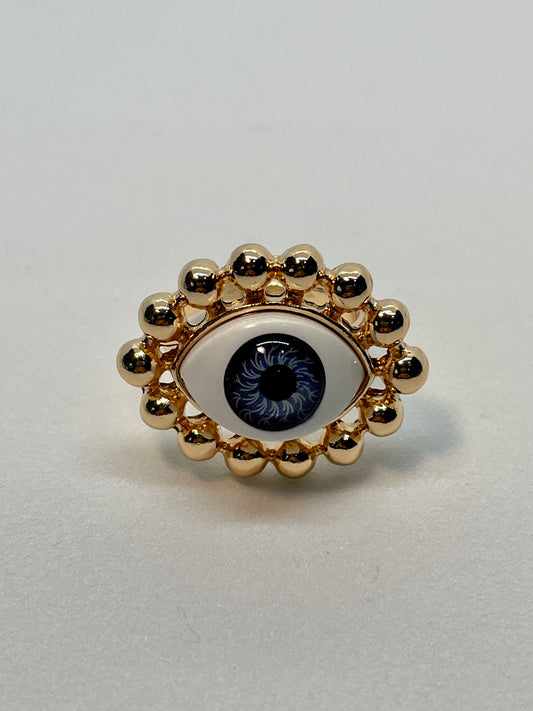 Anillo en forma de ojo